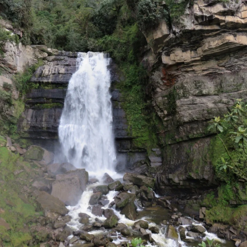 Cascadas de Nemusten