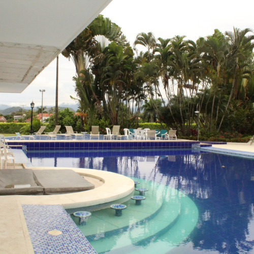 FINCA EXCLUSIVA LAS ACACIAS 1